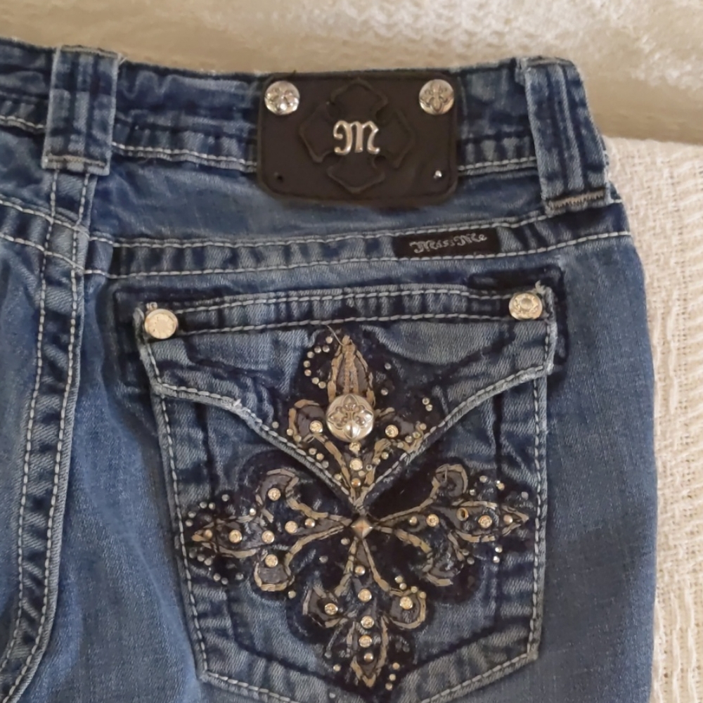 ** 2 for $27 ** Miss Me jeans - Picture 5 of 10